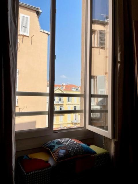 Apartamento Un Havre De Paix Et De Calme En Plein Centre De Massena Niza Exterior foto